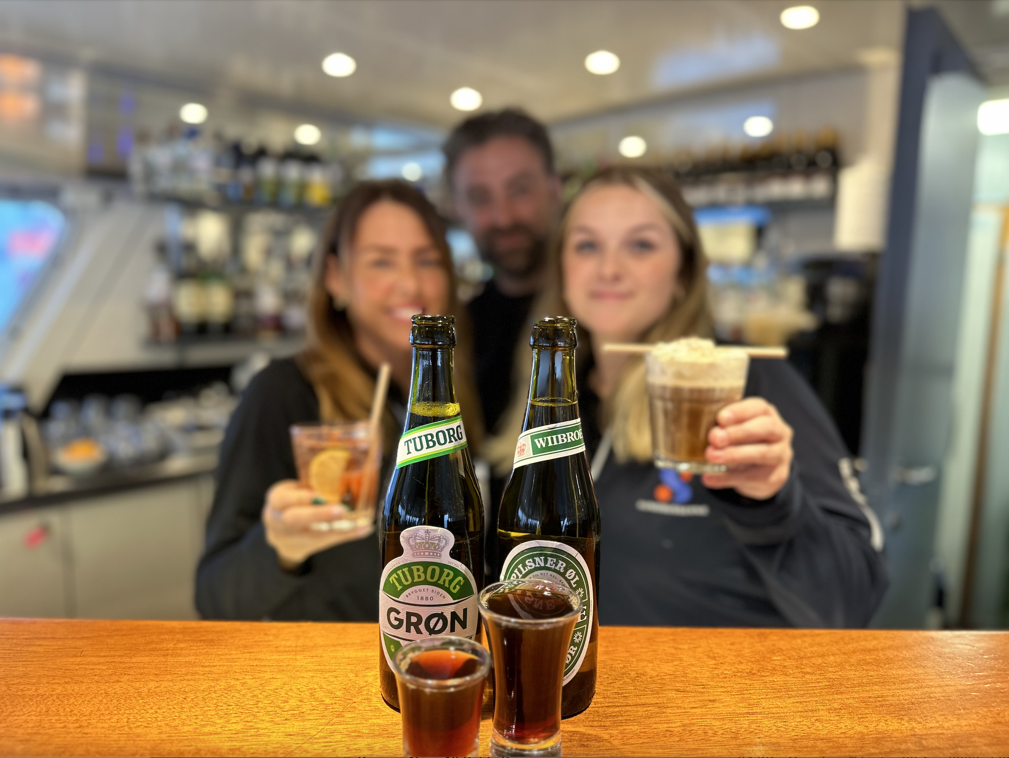 Servicestjärnor till bar & shop 